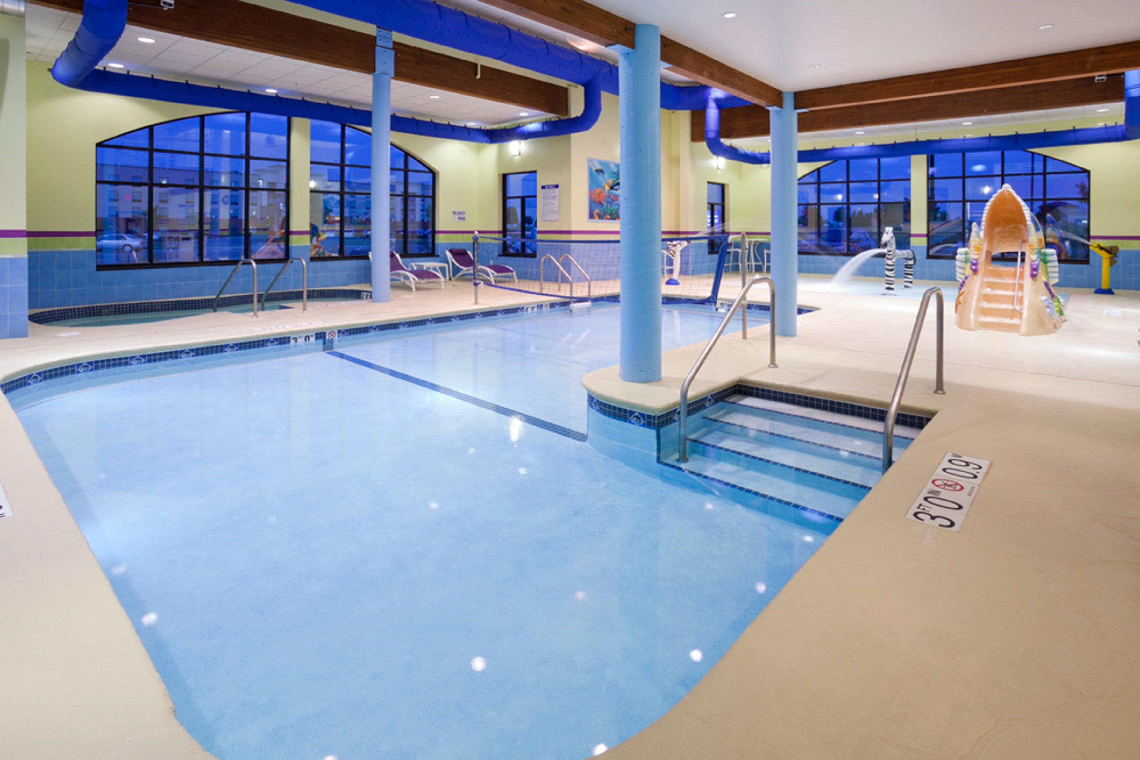 Holiday Inn Express Hotel & Suites Rogers By Ihg Buitenkant foto
