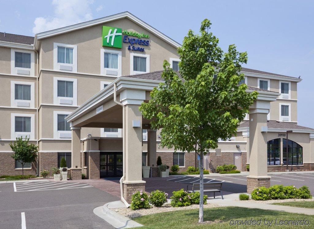 Holiday Inn Express Hotel & Suites Rogers By Ihg Buitenkant foto