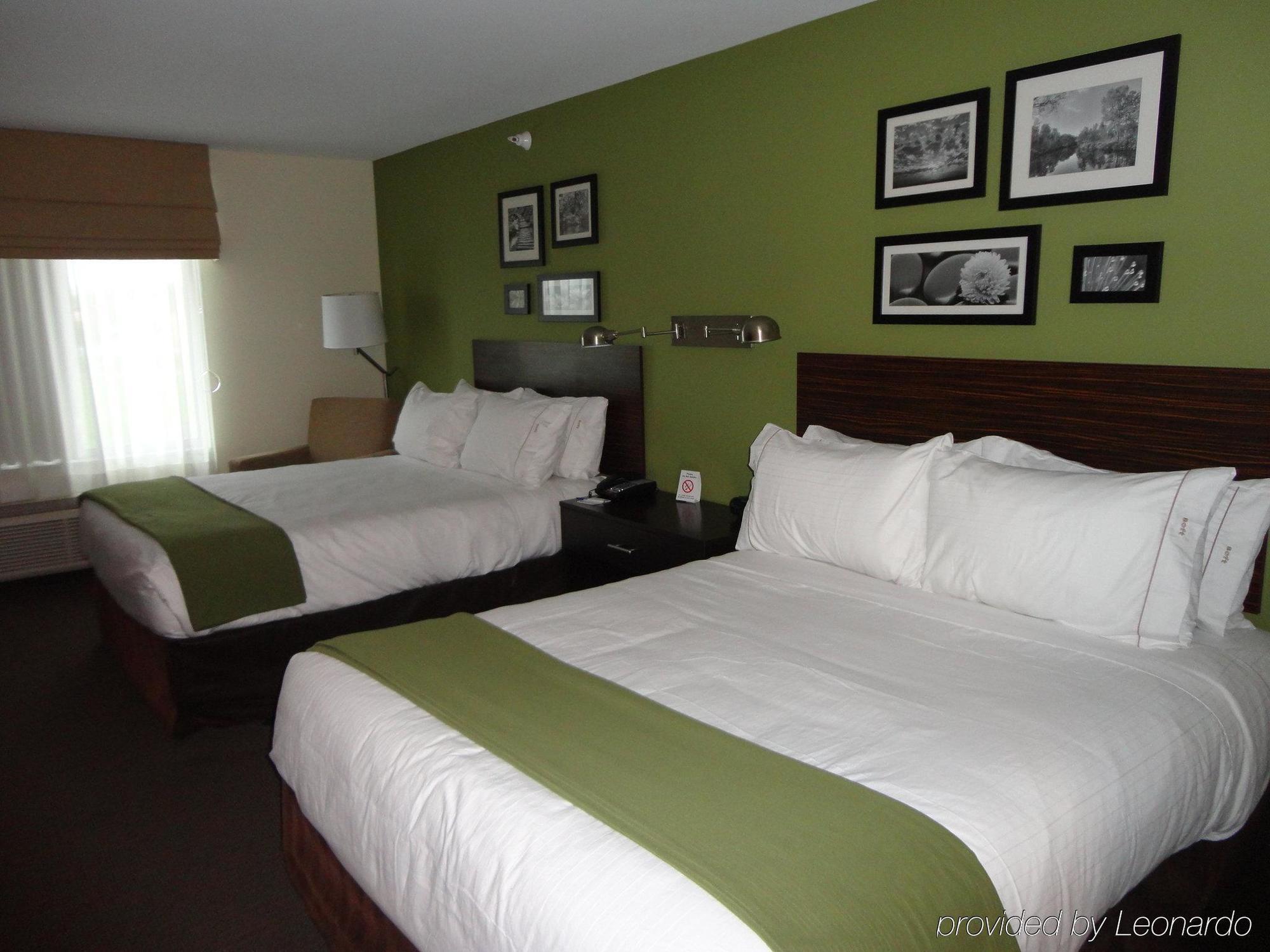 Holiday Inn Express Hotel & Suites Rogers By Ihg Buitenkant foto